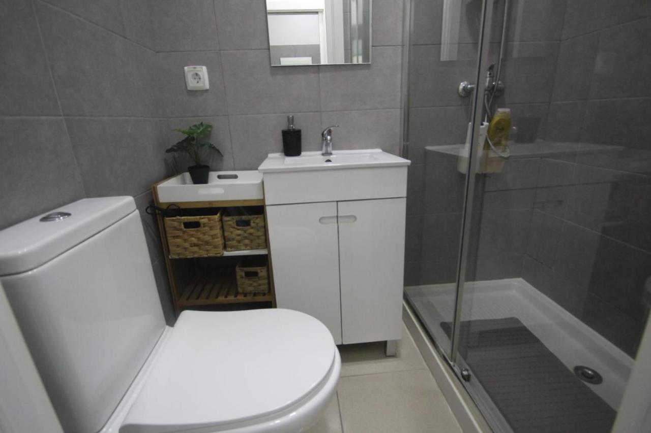 Antique M1 R1 - Amazing Double Room With Shared Bathroom In Marques Pombal リスボン エクステリア 写真
