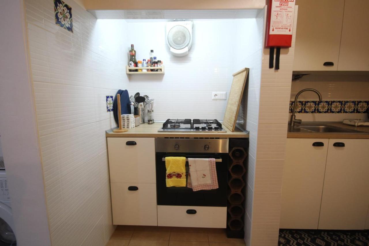 Antique M1 R1 - Amazing Double Room With Shared Bathroom In Marques Pombal リスボン エクステリア 写真